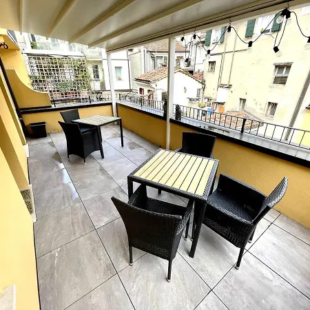 Apartment Large Terrace At Residenza Subitosanto - Pedrocchi